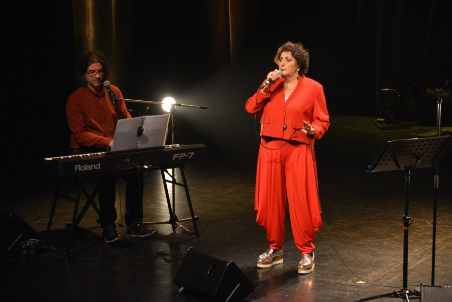 Jean-Baptiste Voinet et Michèle Jade chantent la chanson française